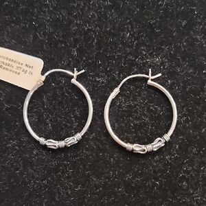 Bali style silver hoop earrings NWT